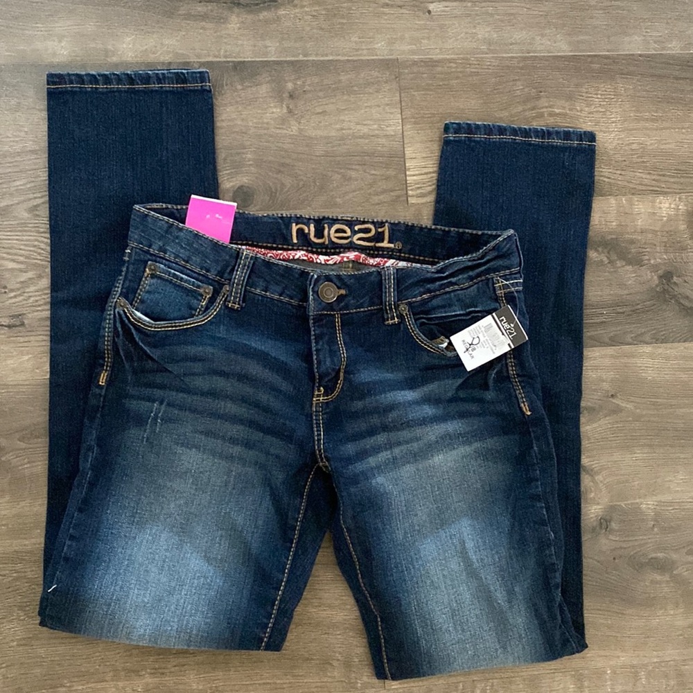 Rue 21 skinny jeans size 7/8